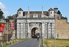 Porta Udine