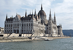 Ungarisches Parlamentgebäude

