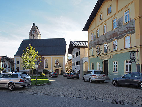 Inntalradweg: Marktplatz Neubeuern