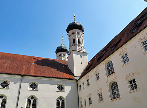 
Kirchenschiff Benediktbeuern