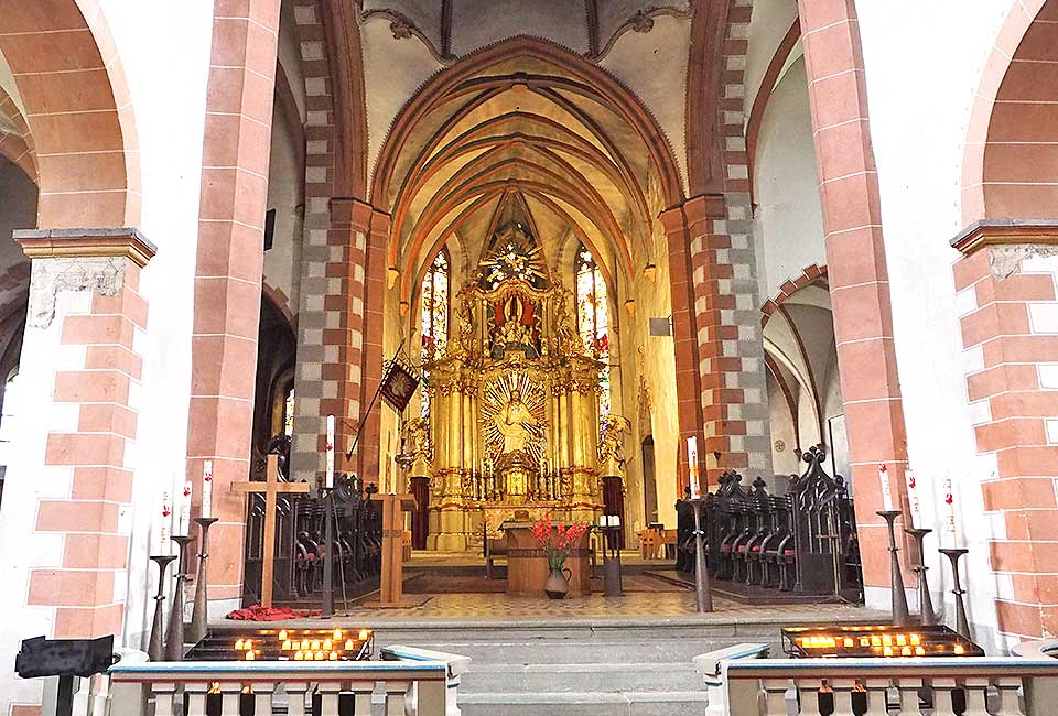 Kirchenschiff Kloster Arnstein