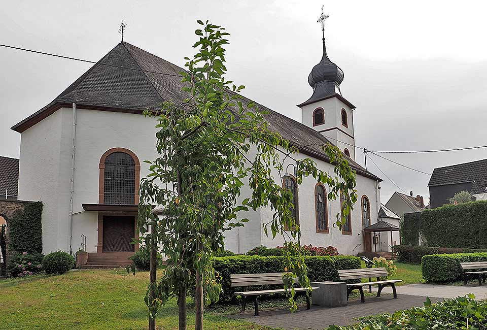 Kirche in Brauneberg