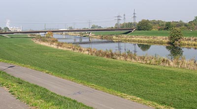 Rheinradweg: Mündung der Kinzig in den Rhein