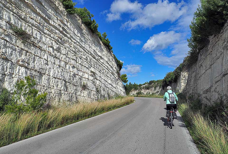 Radtour im Gargano von Mattinata nach Vietse
