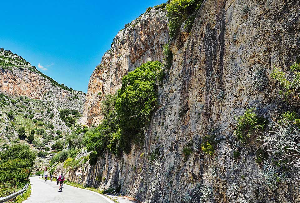 Radtour von Vieste über die Berge nach Mattinata