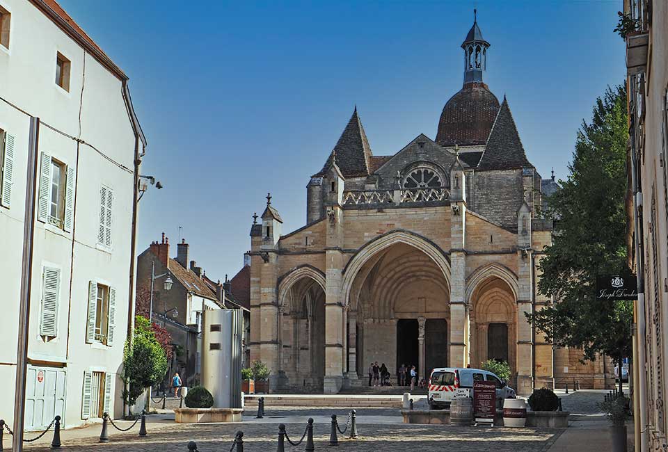 Die Kirche Notre-Dame de Beaune
