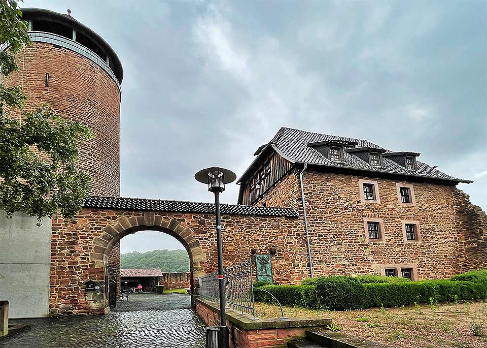 Reste der Burg Wendelstein in Vacha
